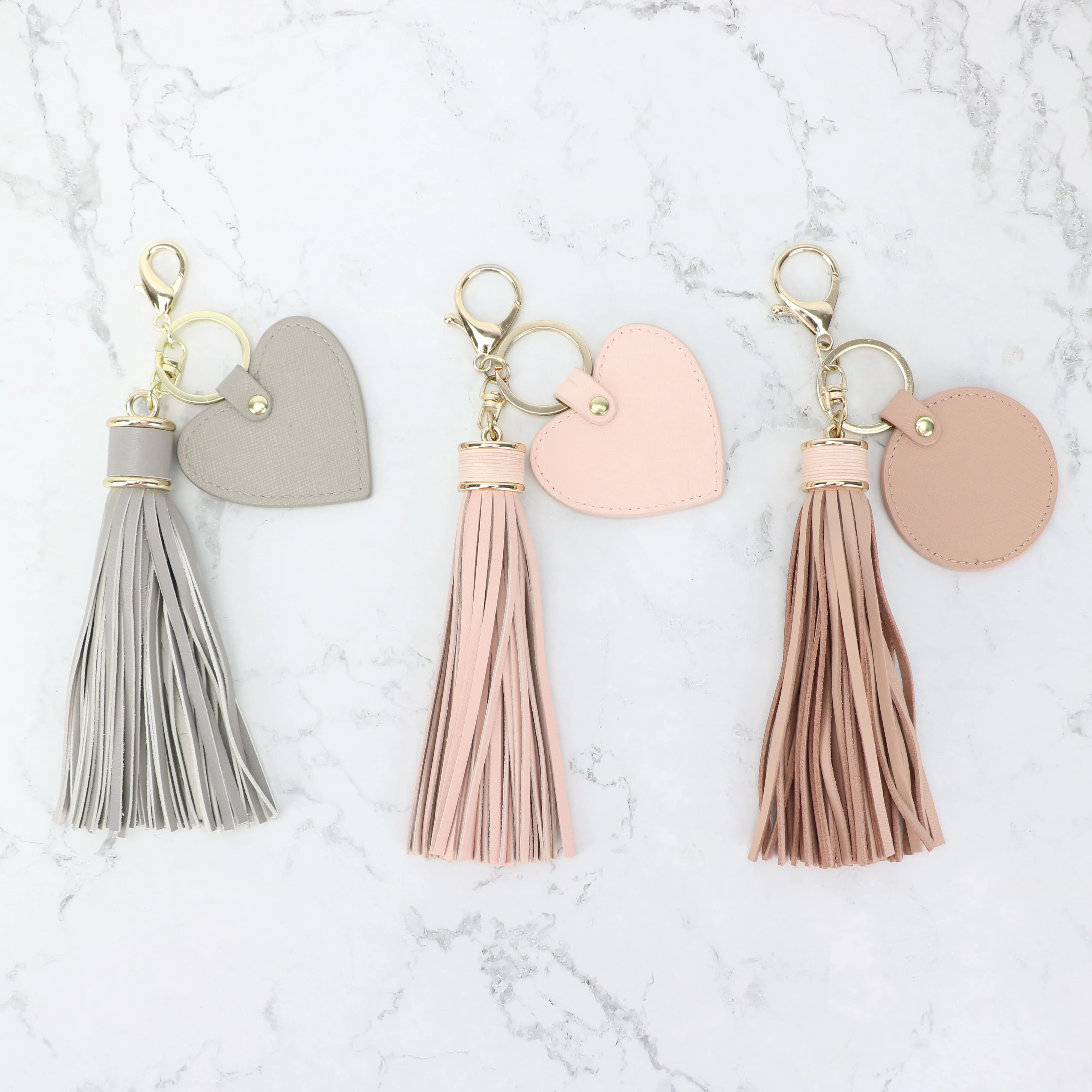 Брелок для ключей из натуральной кожи на заказ