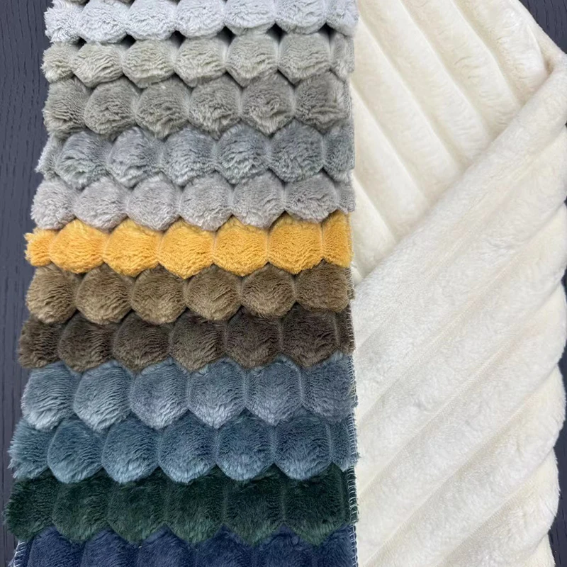 New Design 100% Polyester Textile loveseat screen plush velvet fabric