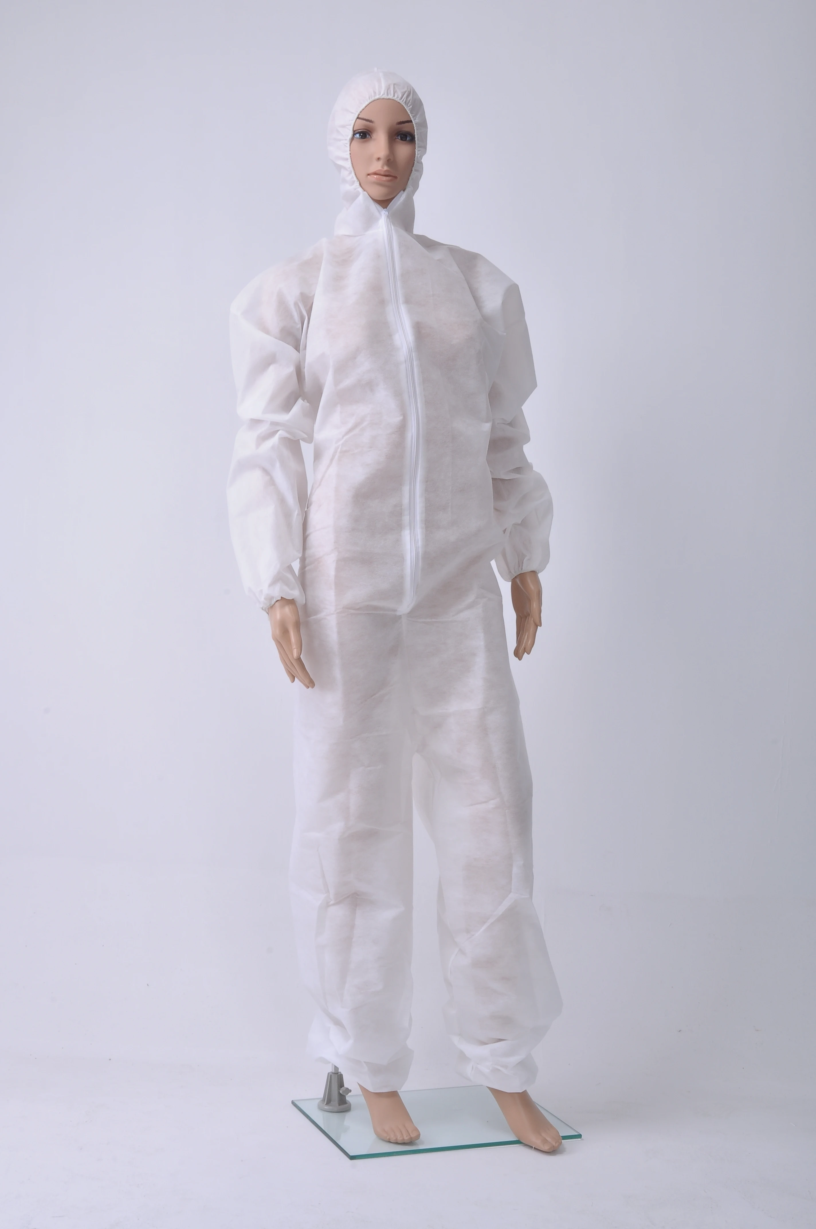 Xiantao factory High quality disposable sms/spp/microporous protective clothing coverall