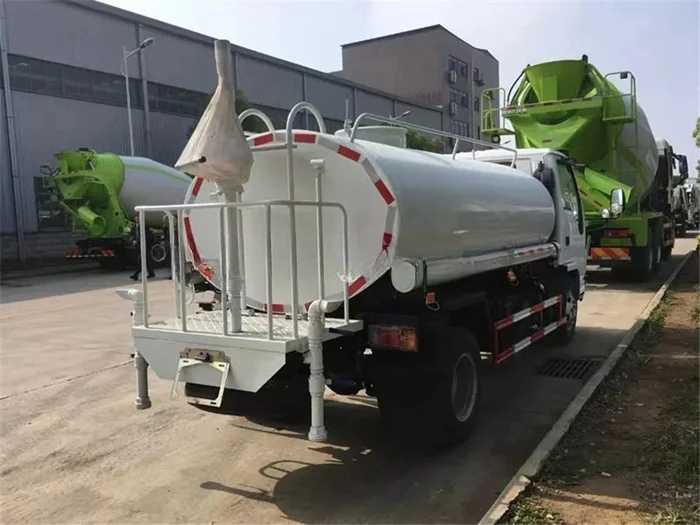 ISUZU 5000 Liter Water Truck Manual Transmission New Condition Farms Core Components Pump Engine Motor Gear 4x2 Bearing/Gearbox