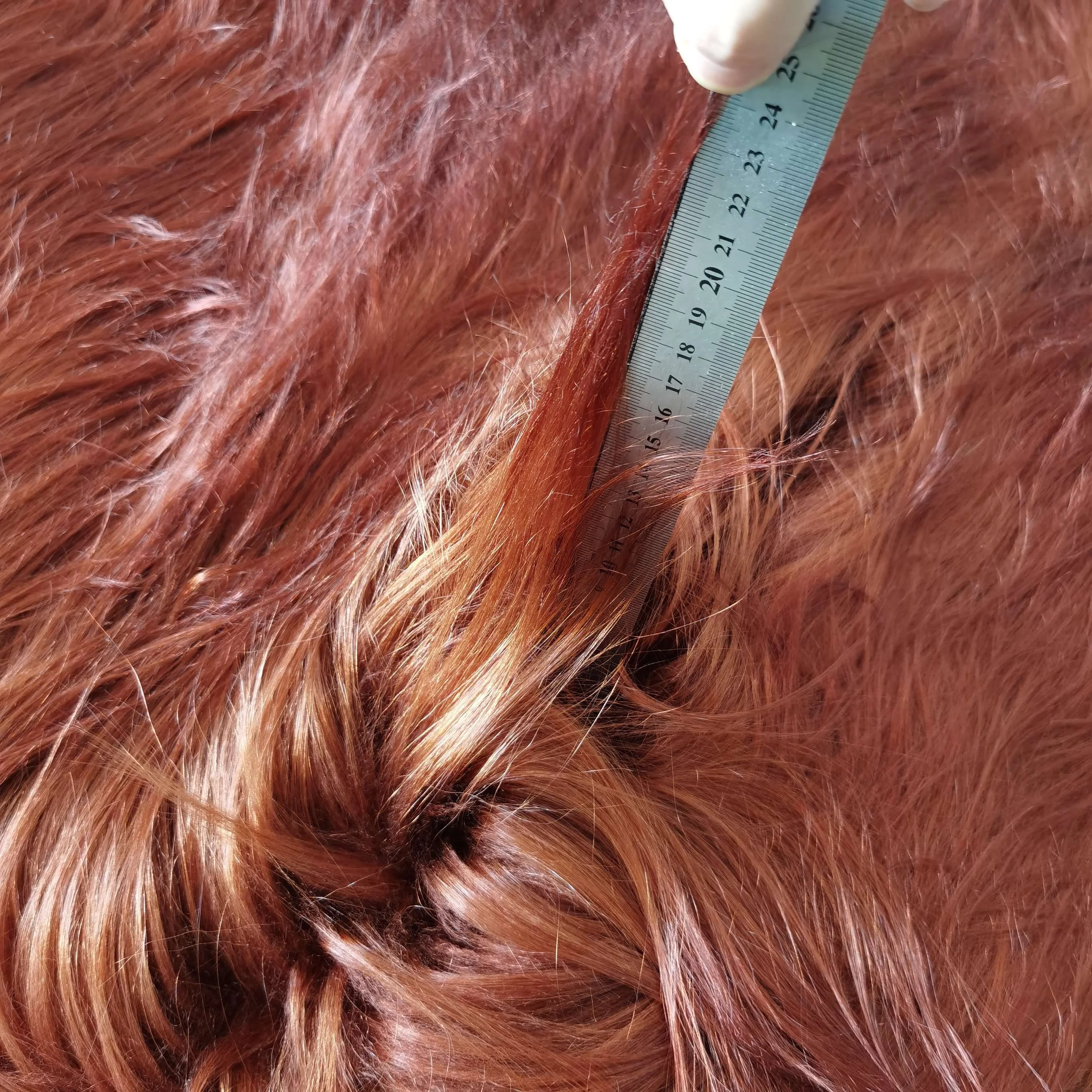 Wholesale High Quality Long Hair Goat Skin Rug Long Hair Lamb Fur Carpet Goatskin Fur Pelt For Furniture Garment Scarf Collar
