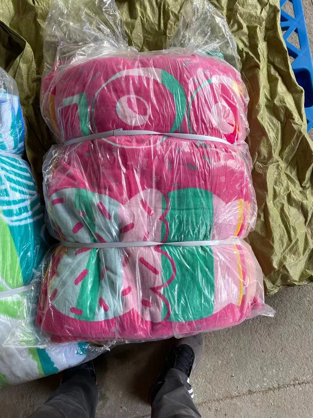 Cheap Stock Lot Beach Towels Round Beach Towels Cotton or Microfiber Leave Your Contact Market Will Send Information