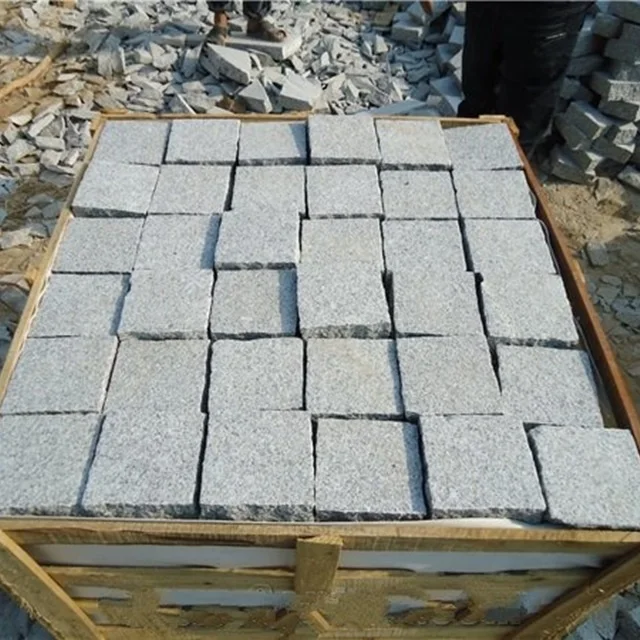 Chinese cheap granite cobble stone light grey, beige, black, red colors cobble stone, kerbstone 10x10