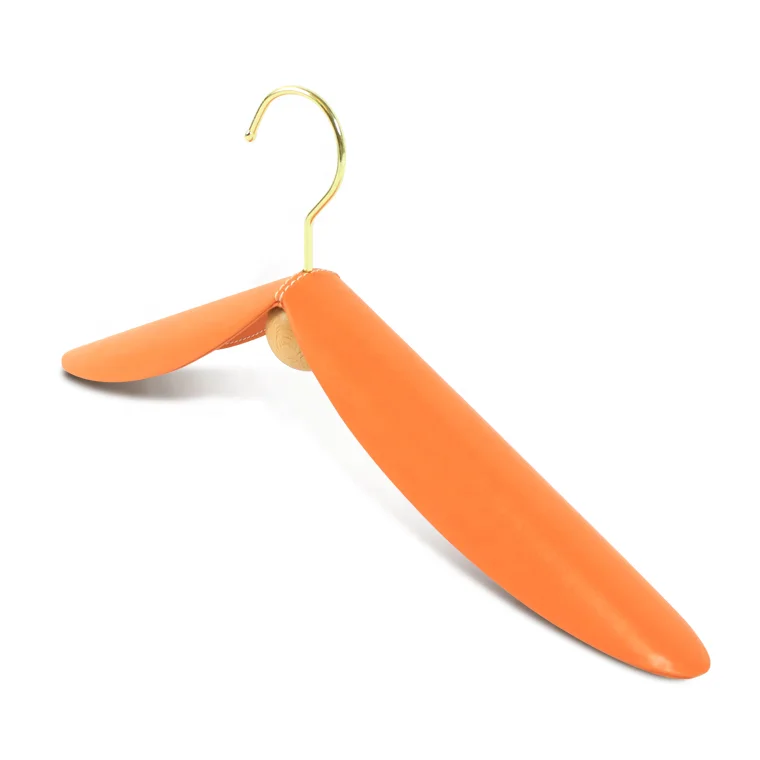 New design High Grade Metal Hanger With PU Leather Luxury Households