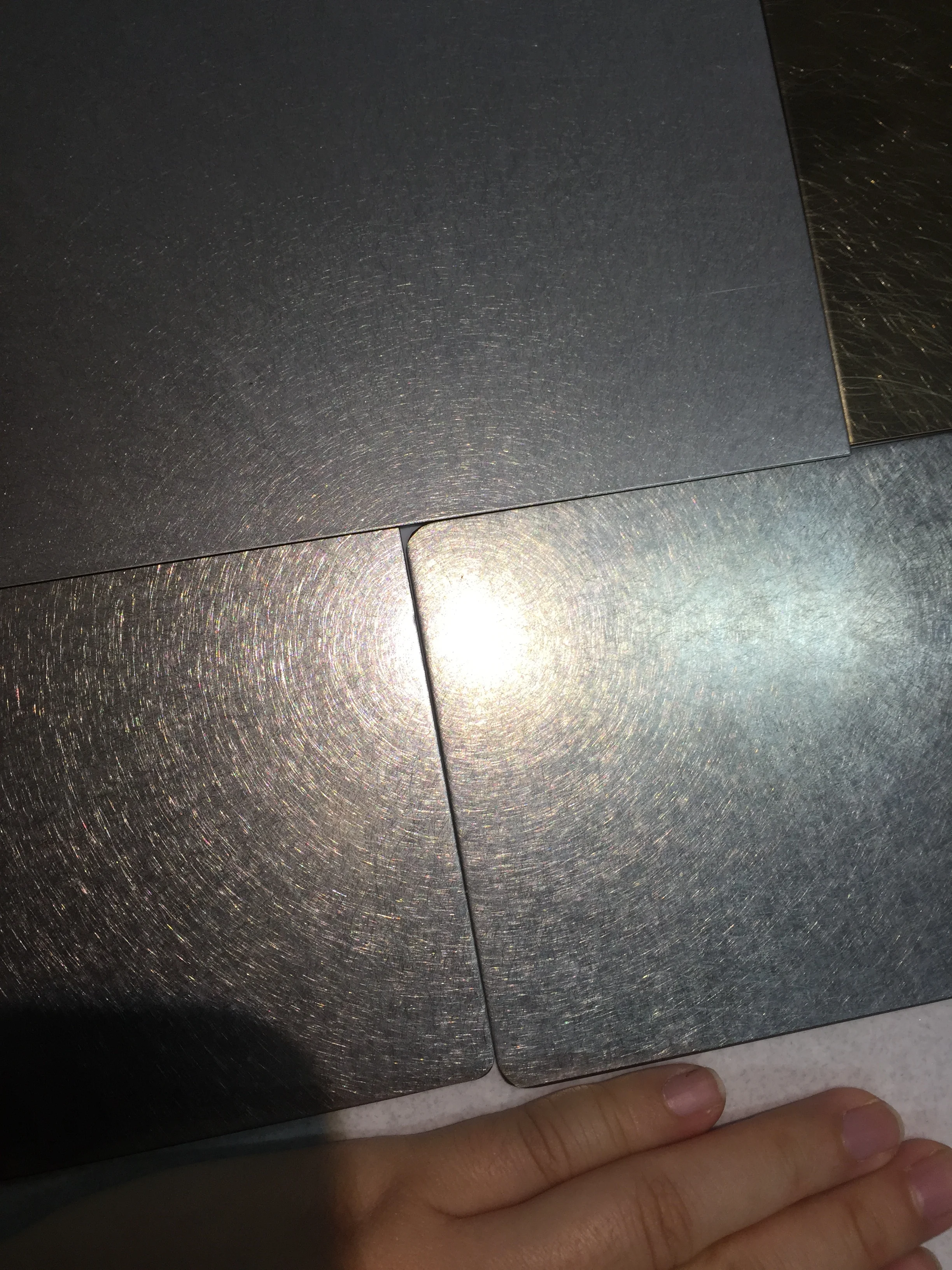 
Vibration Surface Polishing Machine for Metal Aluminum Titanium Alloy Stainless Steel Sheet & Coil 