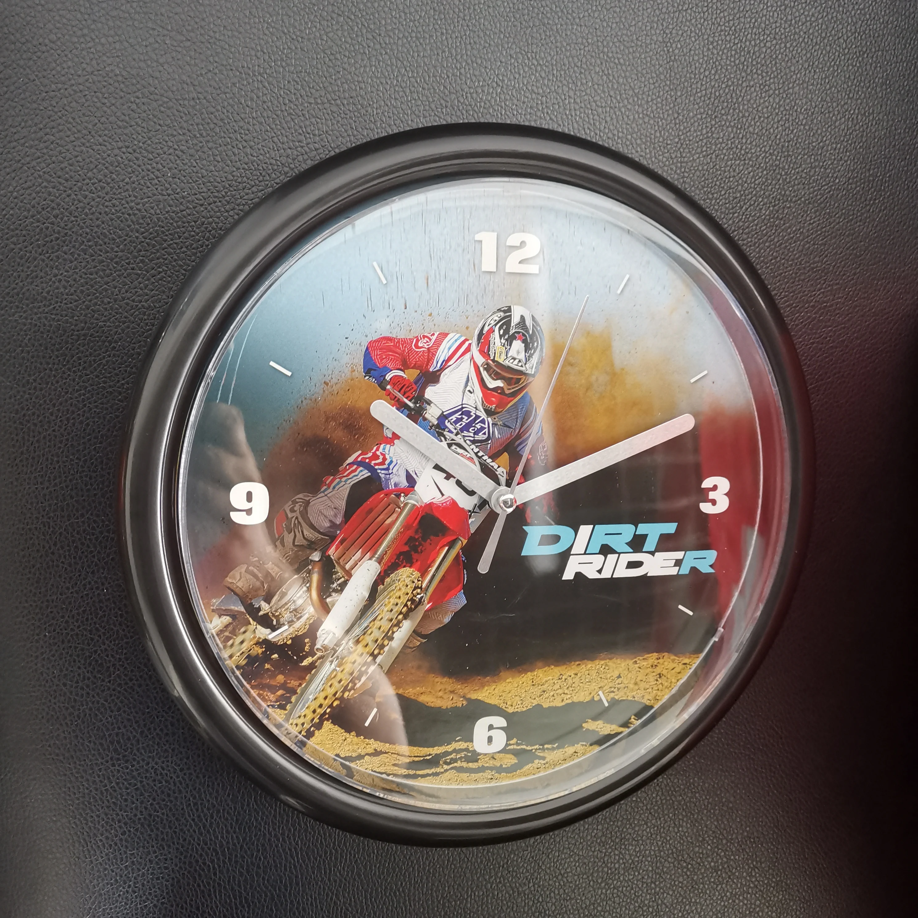 10 inch custom logo cool black plastic len wall decoration modern wall clock for cars motorcycles related business stores firms