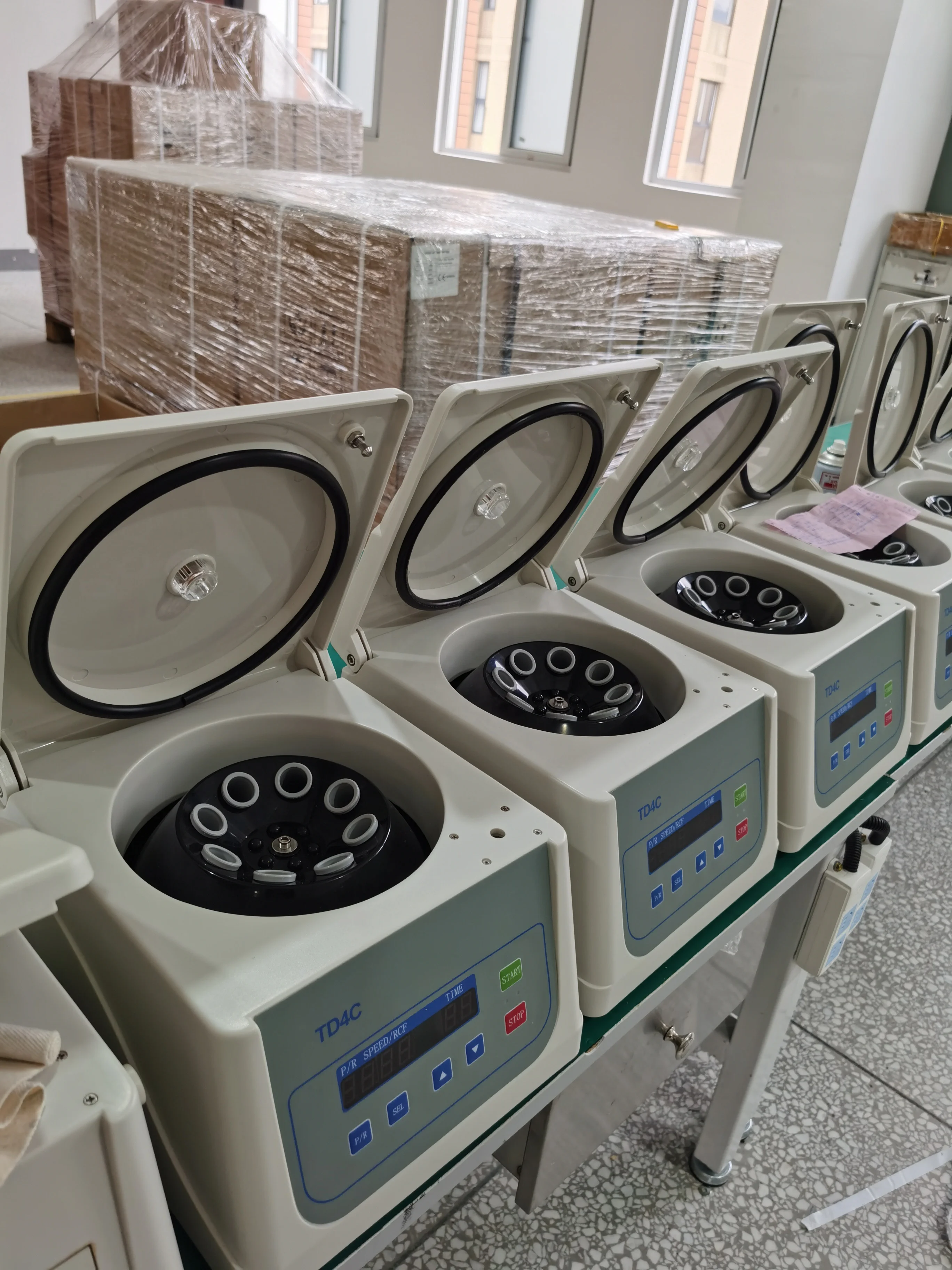 LCD color screen centrifuge machine  Blood Seperation laboratory centrifuge prp centrifuge machine for blood