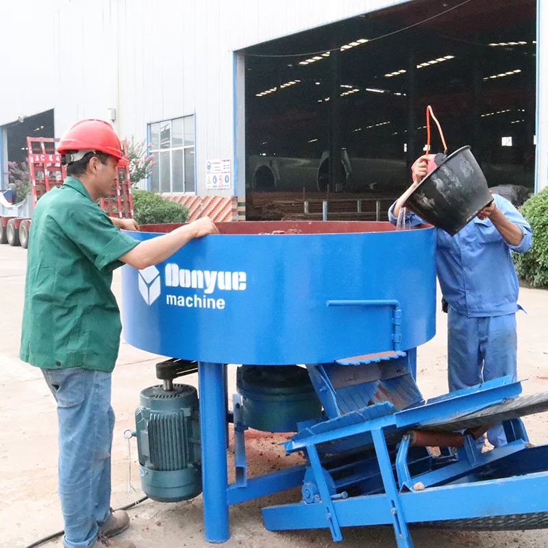 qt4-15 pondeuses bricks parpaings block making machine product available for sale in Georgia