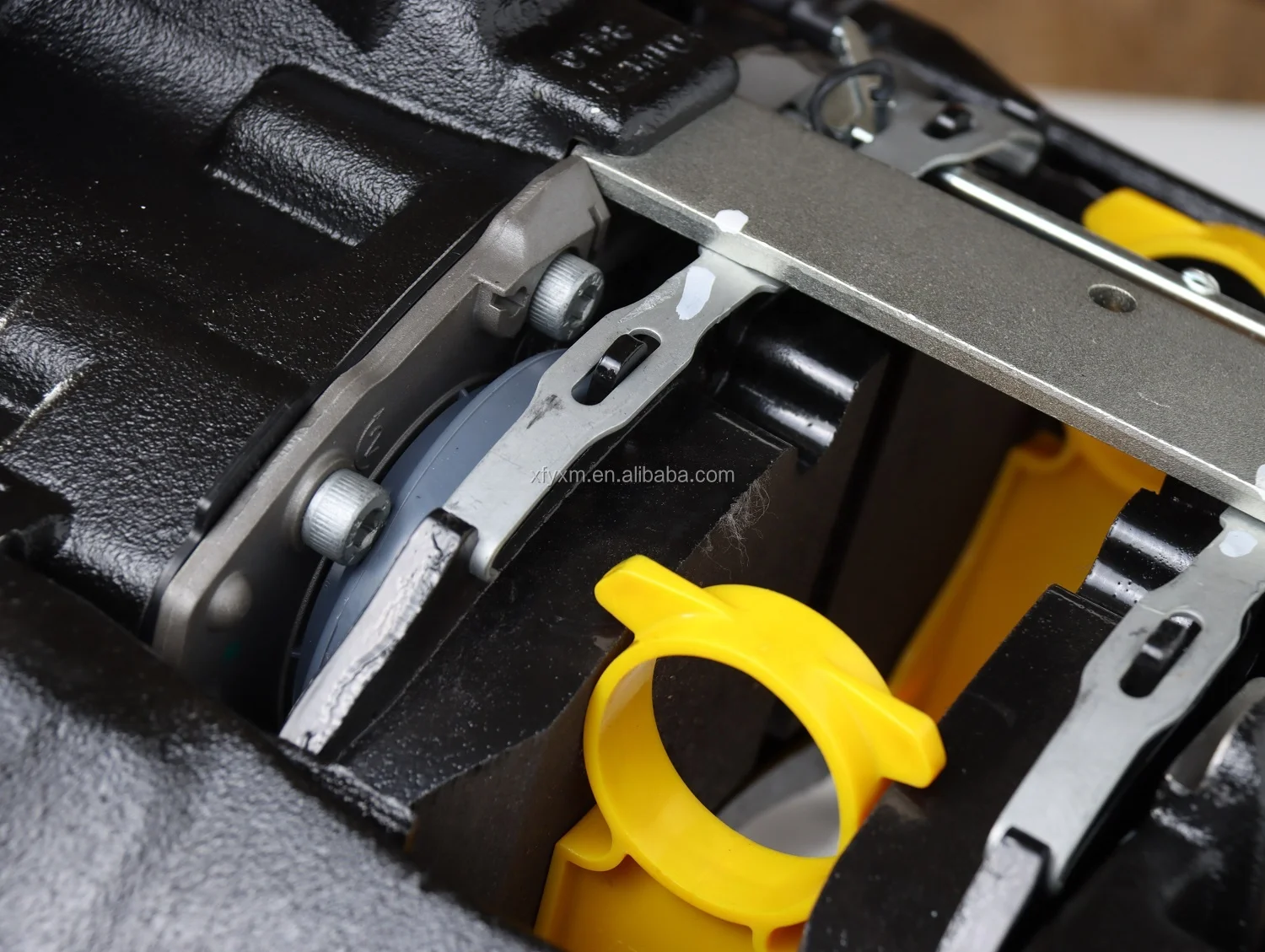 EL22506302 High-Temperature Resistance Meritor Caliper Discs Disc Brake Assembly For Chinese Truck