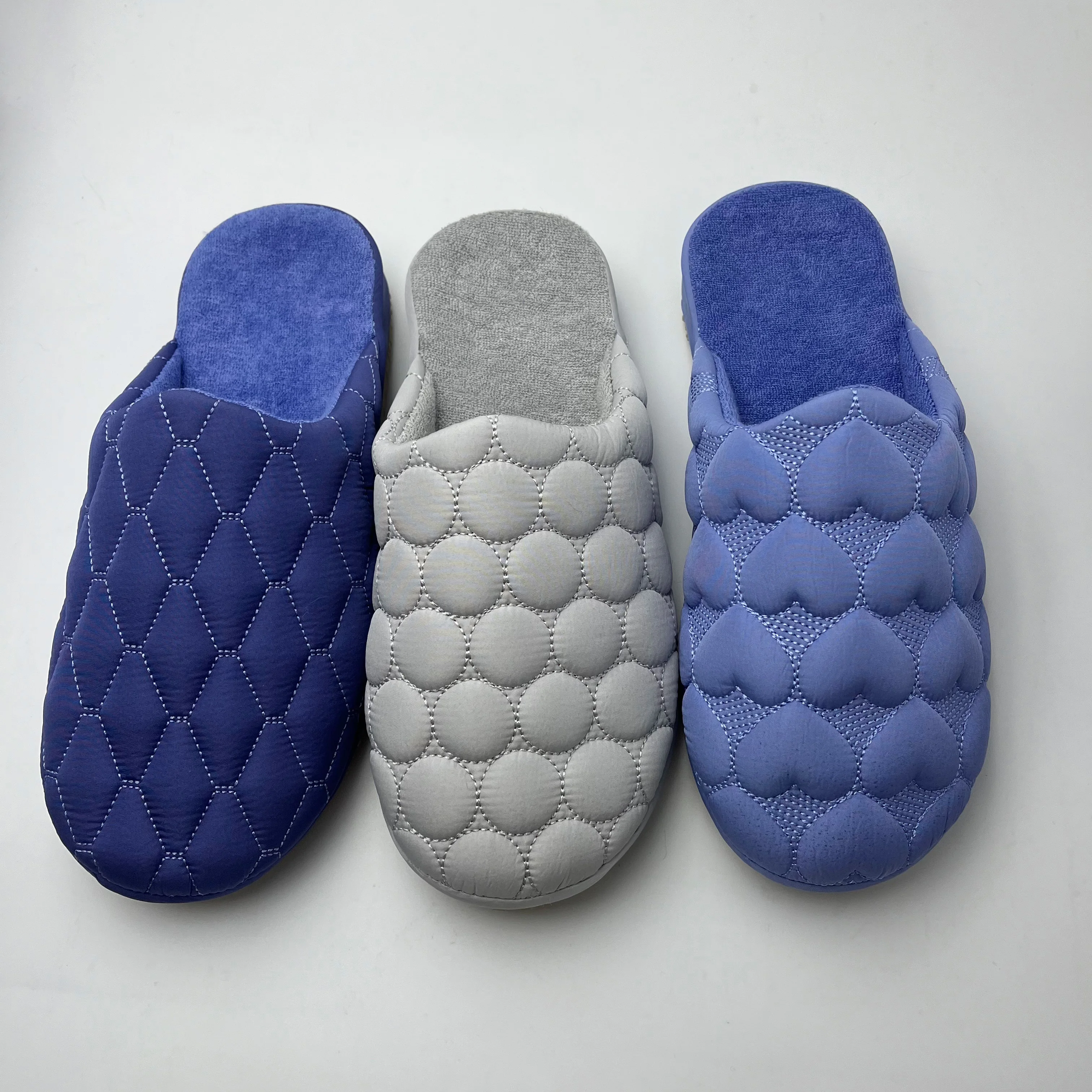 2024 New Arrival Customizable Summer/Spring Slippers with Quilting Upper Foot Bed Arch Insole and TPR Outsole for Home Use