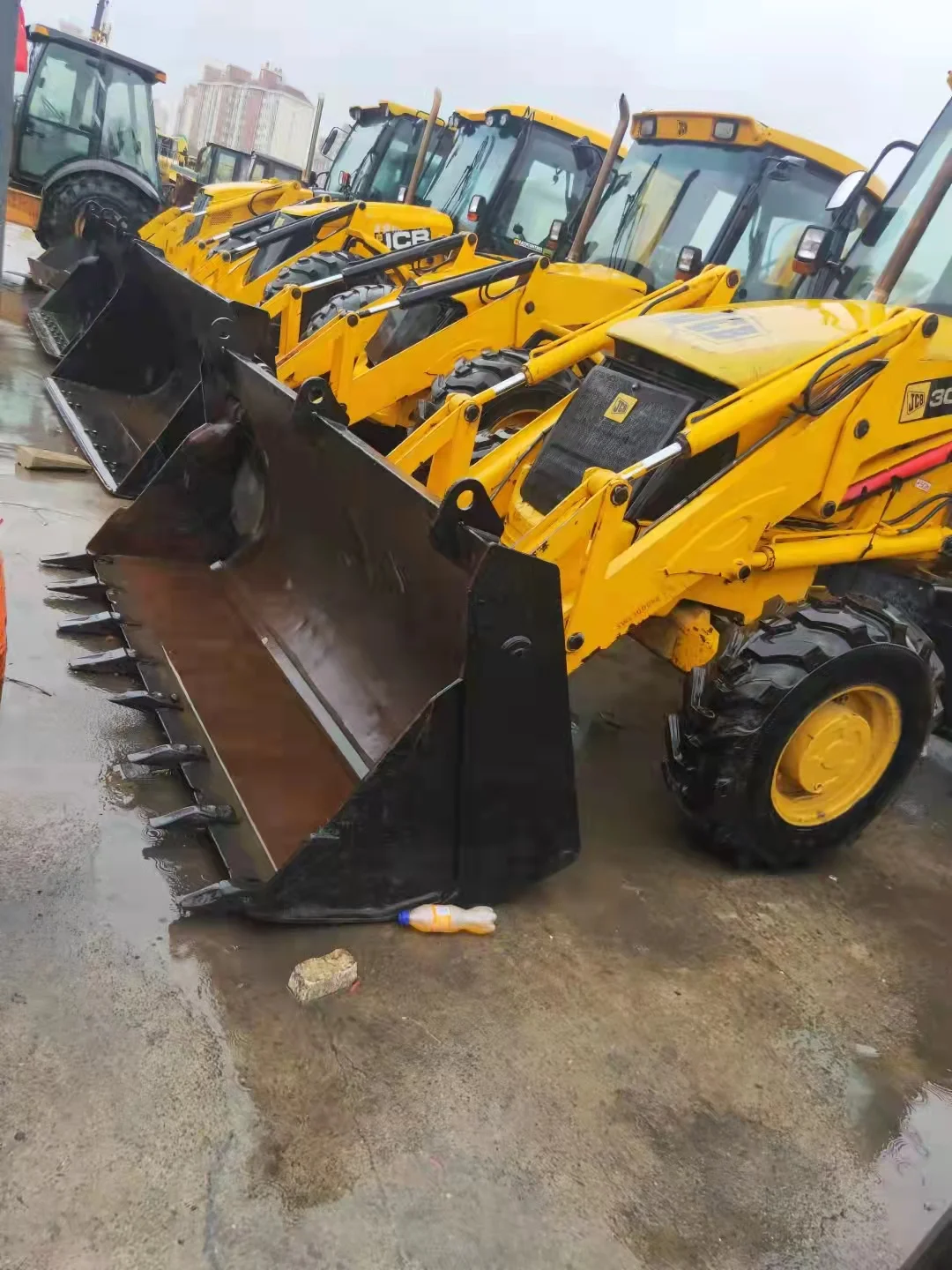 Экскаватор-погрузчик JCB 3CX