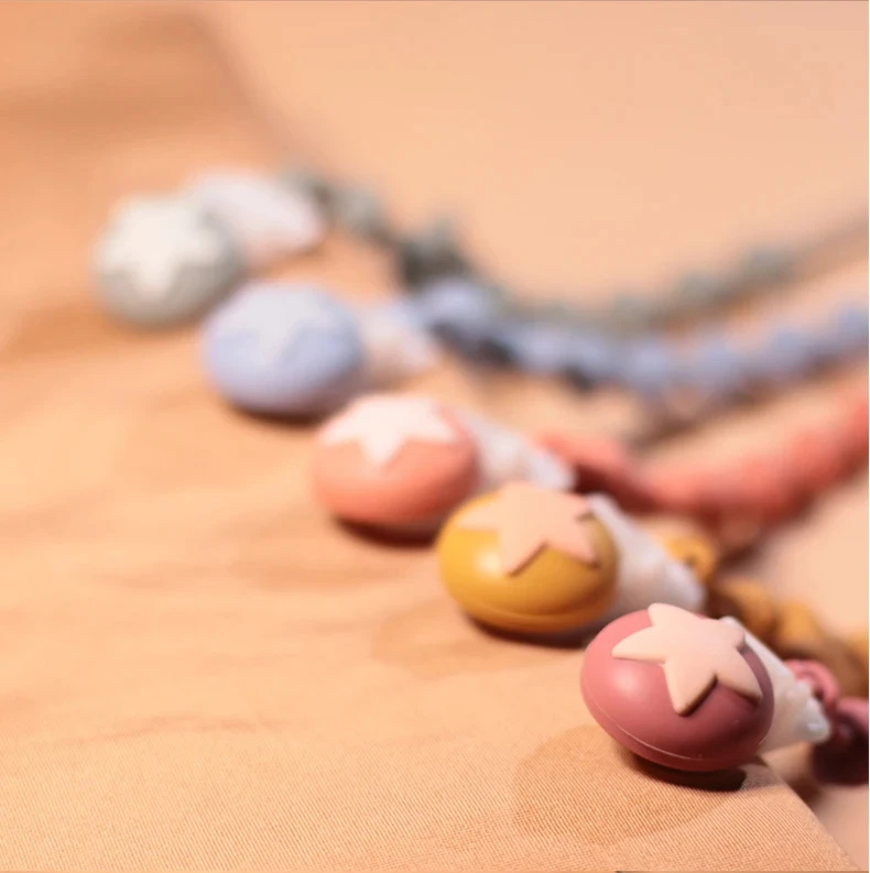 Customized Color Food Grade Silicone Baby Pacifier Wholesale Pacifier Clip Chain High-quality Baby Silicone Teether Chain