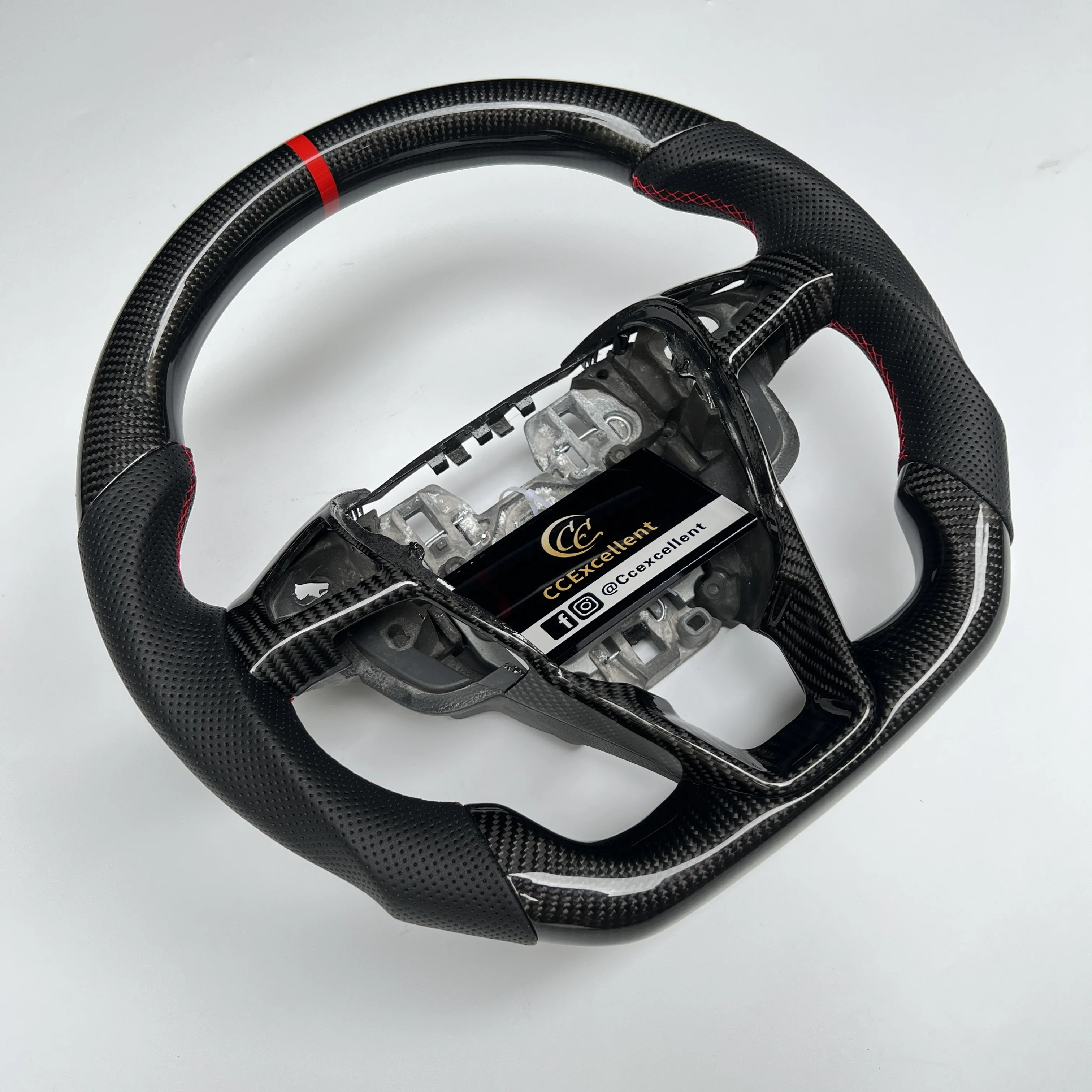 Factory price custom high quality 2015-2021 for ford edge real carbon fiber steering wheel with perforated leather