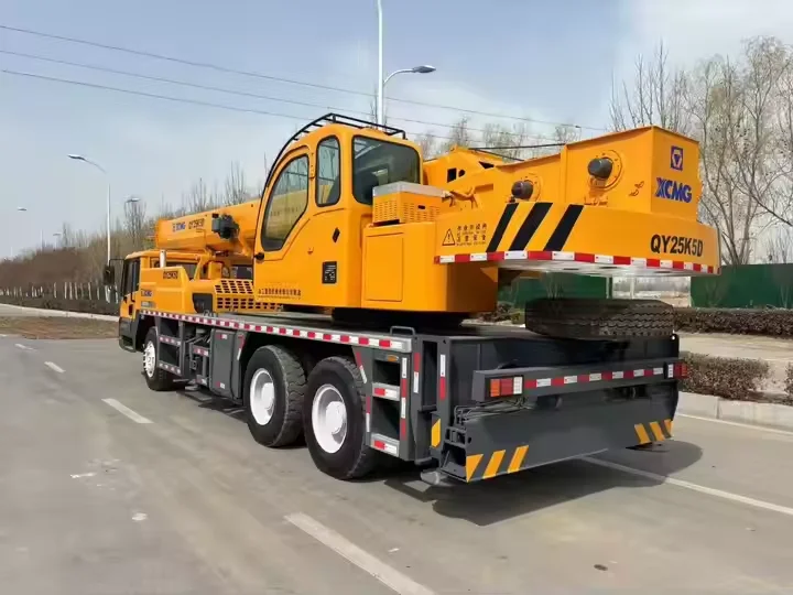 Good Performance QY25K5D 25Ton Truck Crane 6 Wheels Mobile Lifting Construction Equipment with Spare Parts