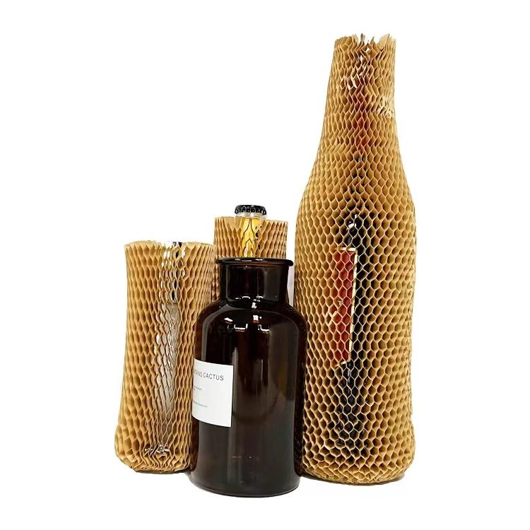 Degradable honeycomb paper mesh sleeve for glass bottle cosmetic packaging