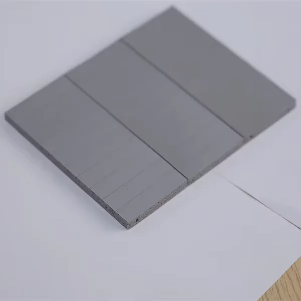 Self-Adhesive Foam Silicone Rubber Pads:Flat Gaskets for Automotive Applications,Offering Heat Resistance & Superior Protection