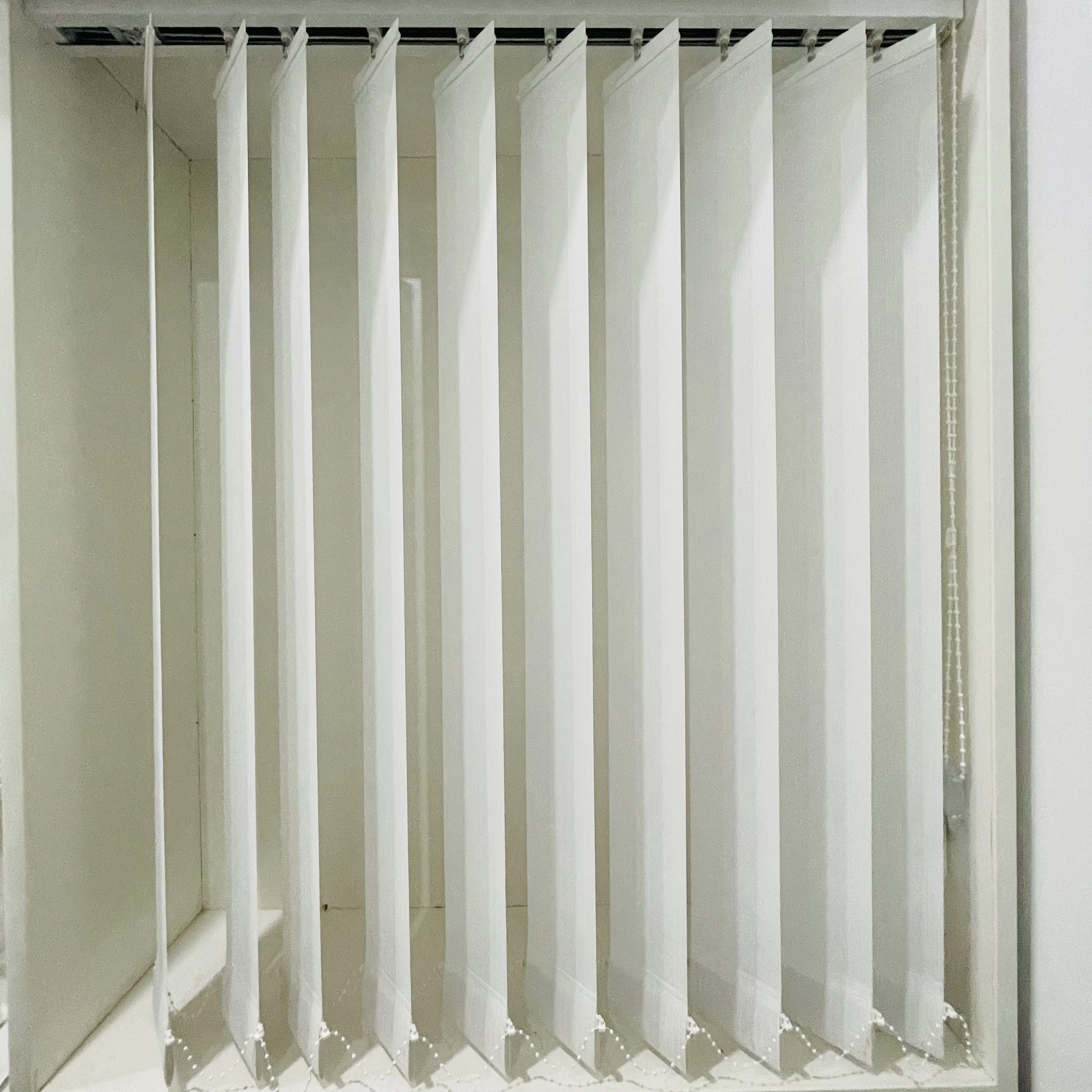 Waterproof Heatproof  Polyester fabric white  Vertical Blinds