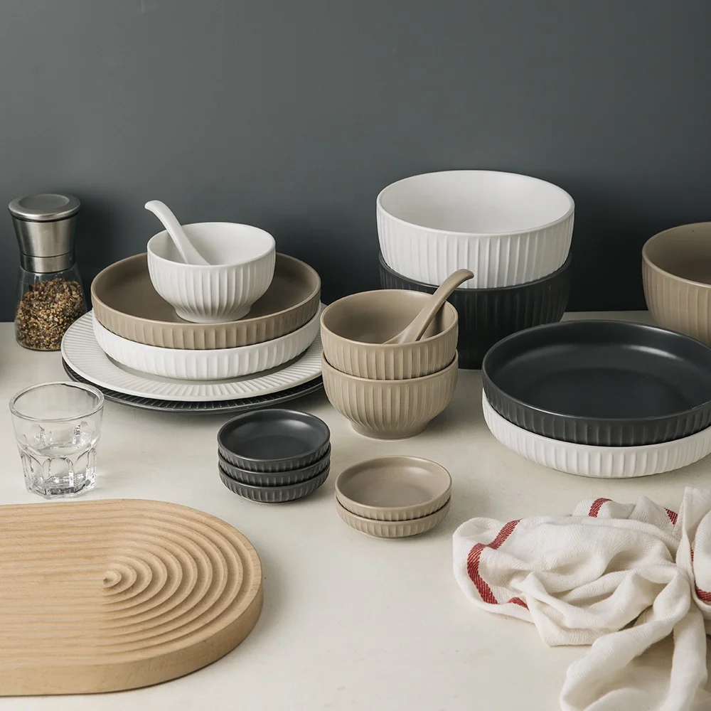 3.5-Inch Ceramic Round Dish Matte Dark Grey Color Glazed Ceramic Embossed Dinner Dish for Home Hotel Restaurant Wedding Party