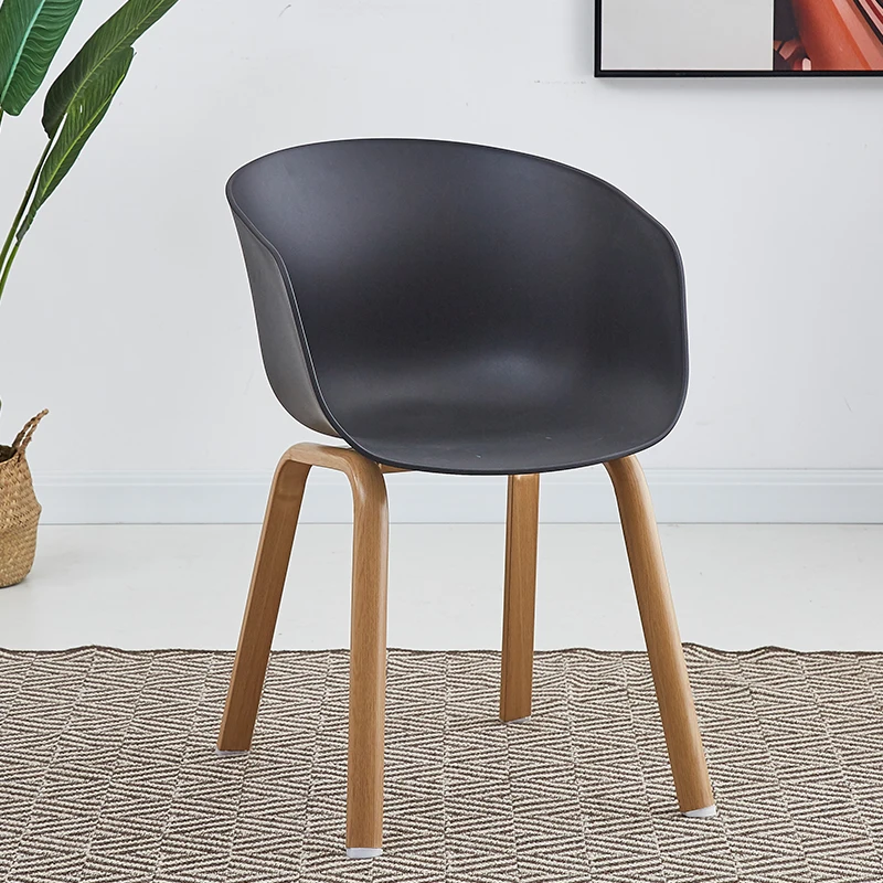 Оптовая продажа дешевая мебель для столовой кресло скандинавский полипропиленовый пластиковый обеденный стул с металлическими ножками