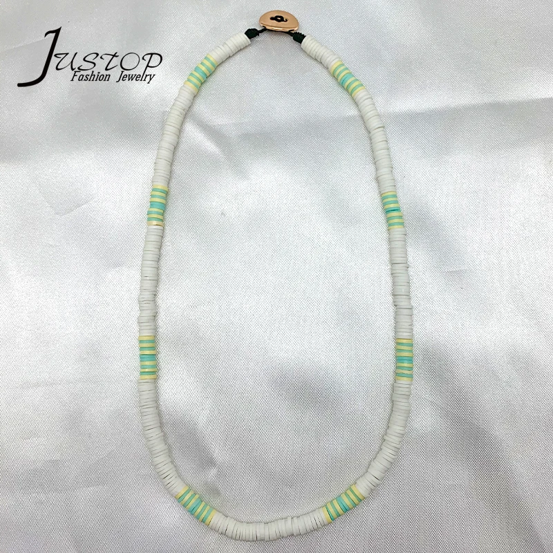 Модное ожерелье из белой полимерной глины для девочек