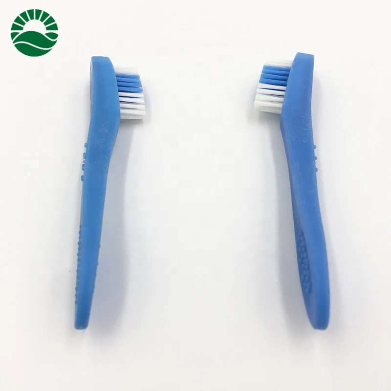 Зубная щетка хорошего качества из мягкой