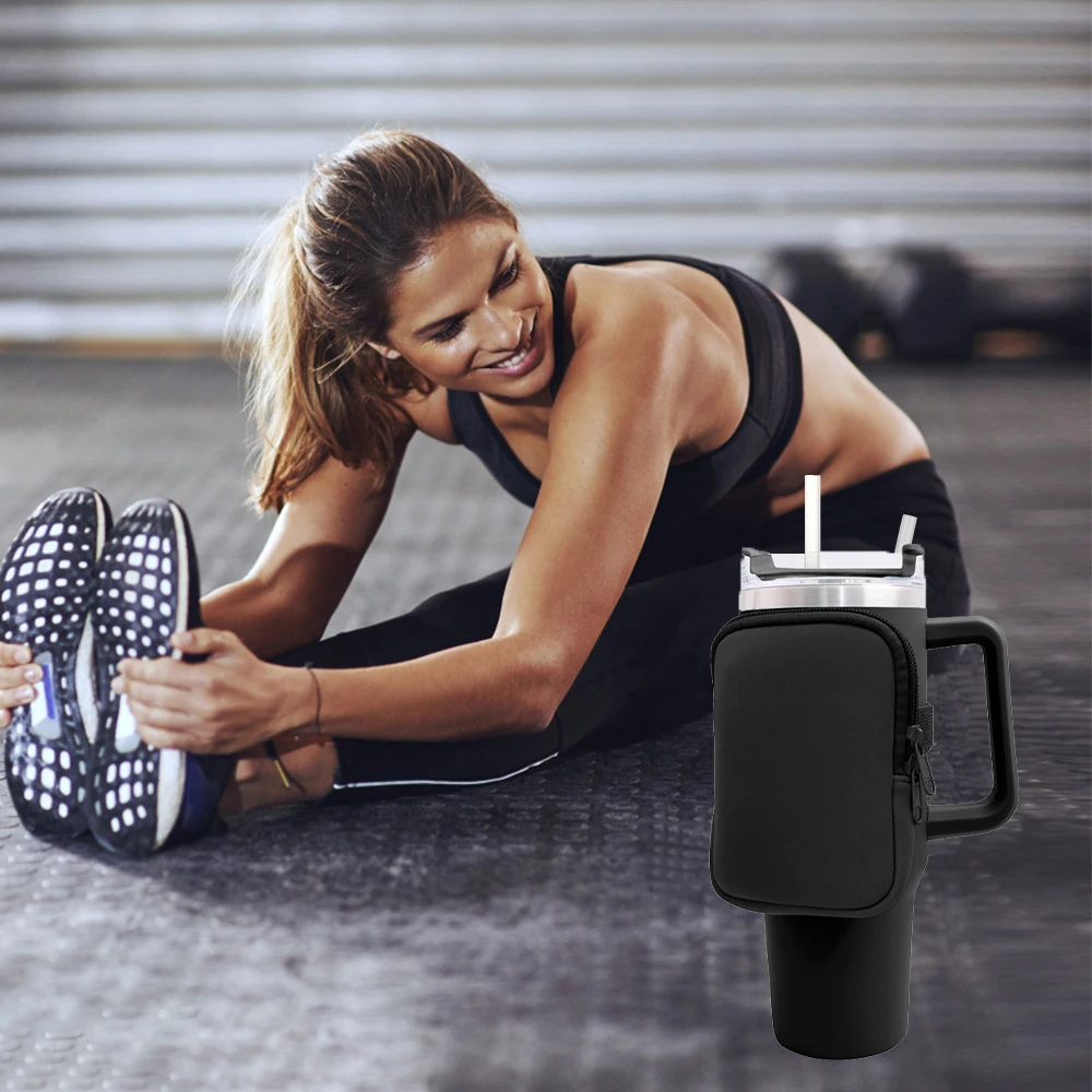 Neoprene Water Bottle Pouch Tumbler Bag Gym Fitness Accessories Stanley Cup Bag for 40oz 20oz 30oz with Adjustable Strap