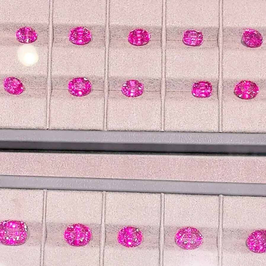 Wholesale Price Lab Grown Hot Pink Sapphire Emerald Red Ruby Loose Created Round Cushion Oval Gemstone for Jewelry Making