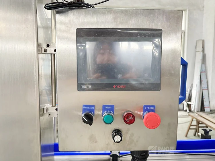 Automatic soda wine beverage bottle cap sealing and capping machine price