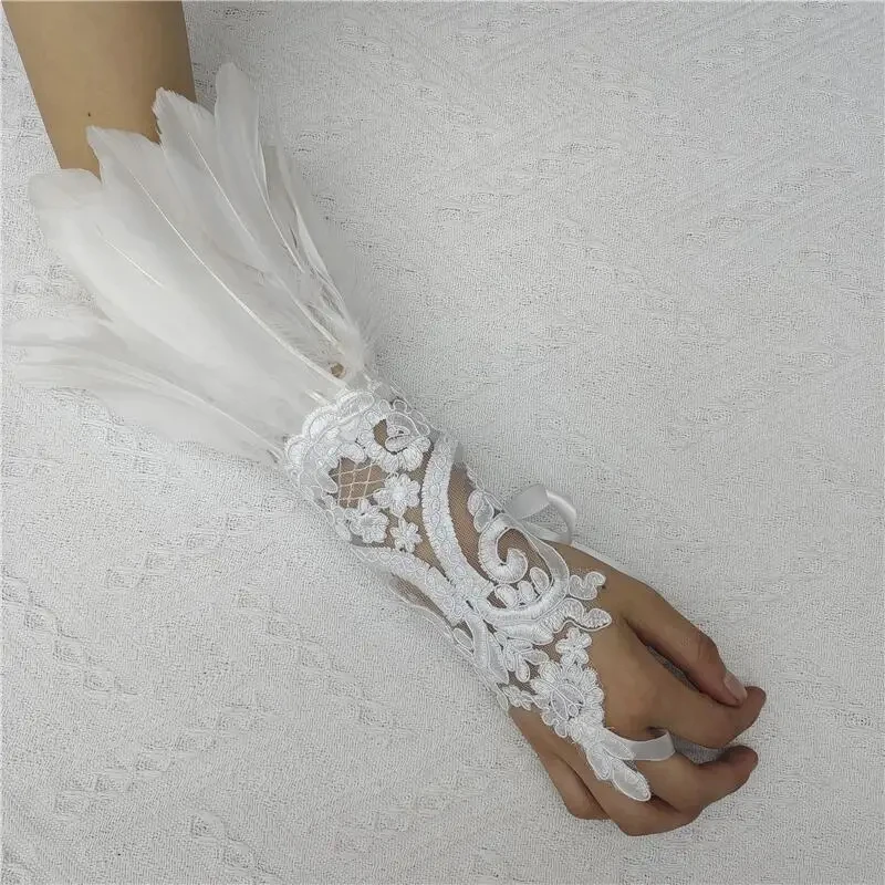 Hot Selling Punk Style Grace Feather Hook Finger Gloves Masquerade Party Accessories