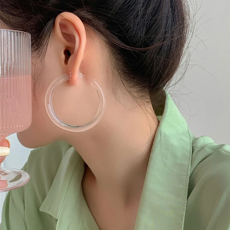 New Arrival Exaggerated Earrings Acrylic Resin Earrings Creative C-shaped Clear Hoop Earrings for Women Girls