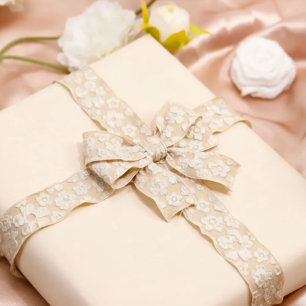 Cake Bouquet Flowers Fishtail Yarn Wrap Linen Wavy Lace Ribbon Lotus Leaf Lace Pleated Ribbon