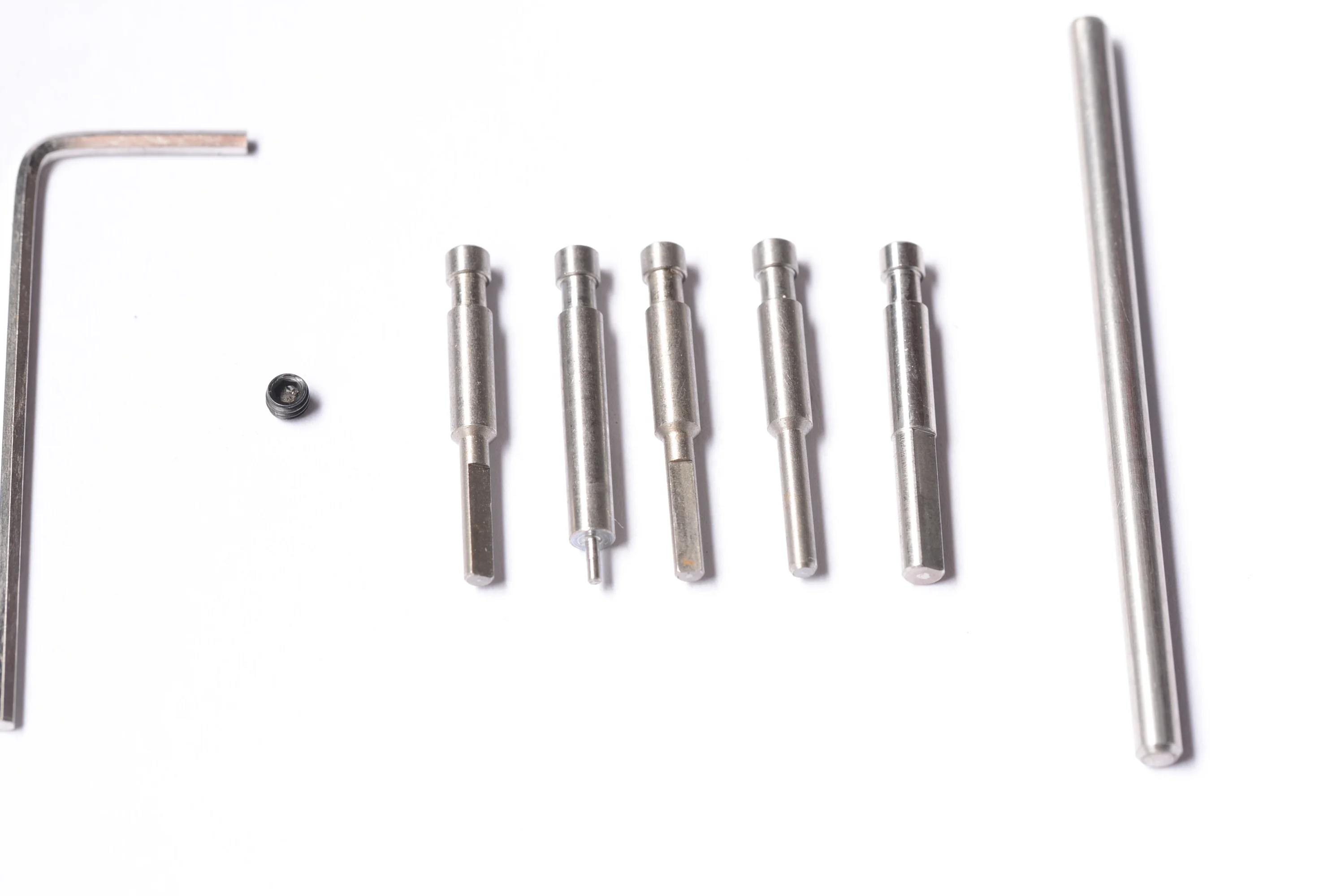 Mini puller Worm gear remover for model train engine