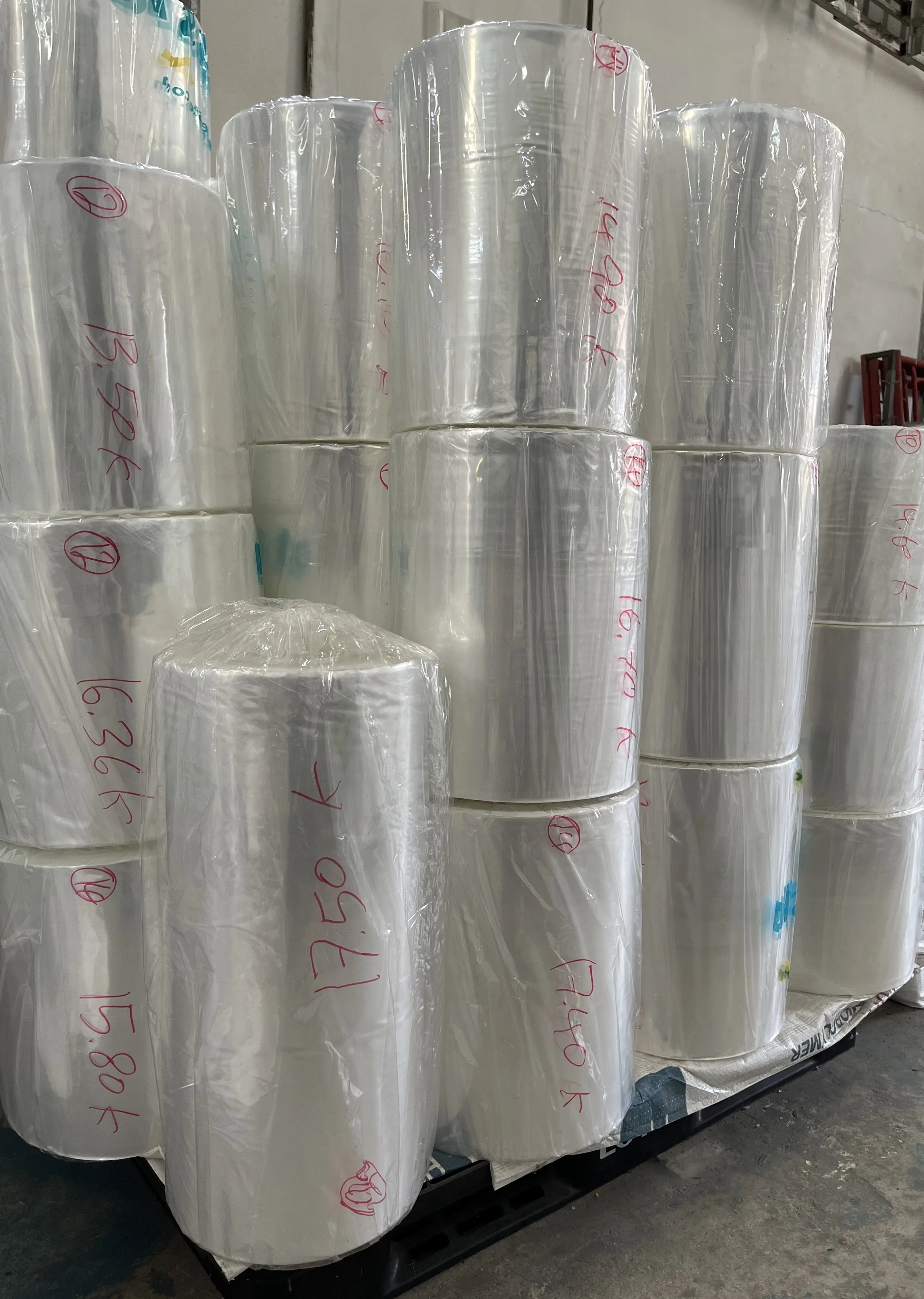 Custom Durable PP Plastic Roll 10 Inch Affordable Price Suitable for Dry Cleaning