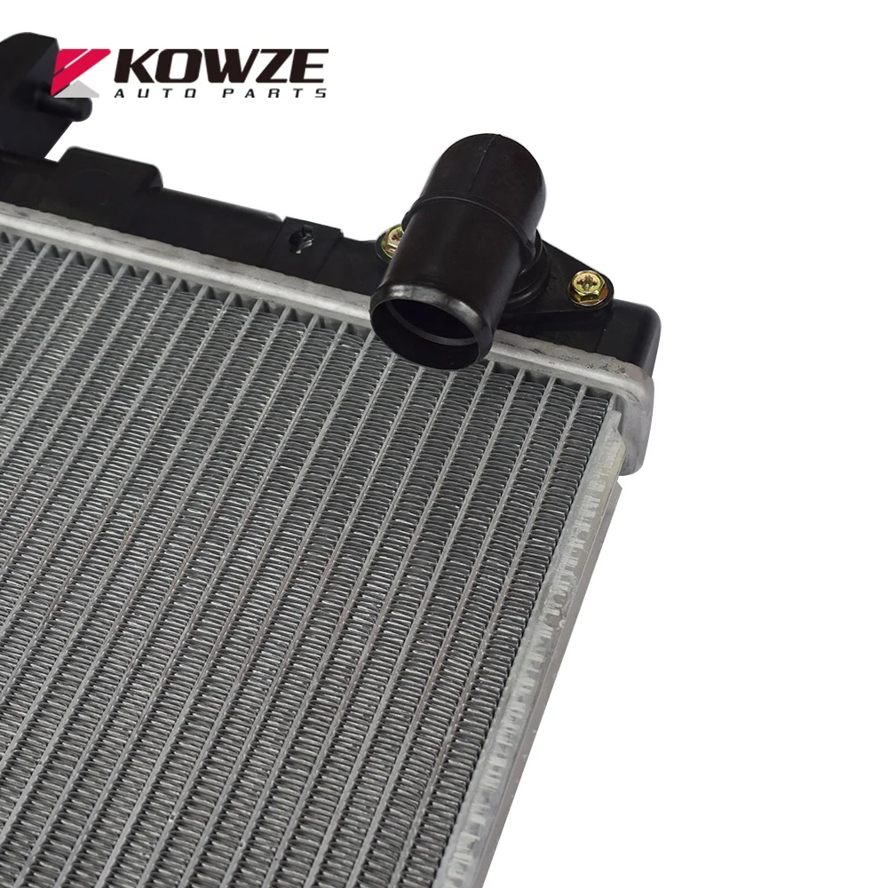 Car Radiator For Mitsubishi Pajero Sport II L200 Triton 4D56 MN135032