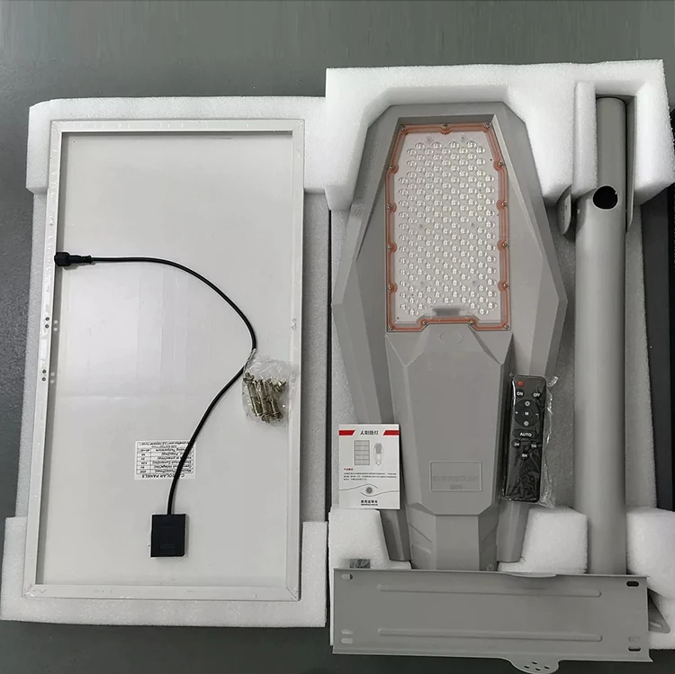 100W 200W 300W 400W Aluminum Outdoor Solar Street Lamp Road Waterproof Solar Powered Led Street Light