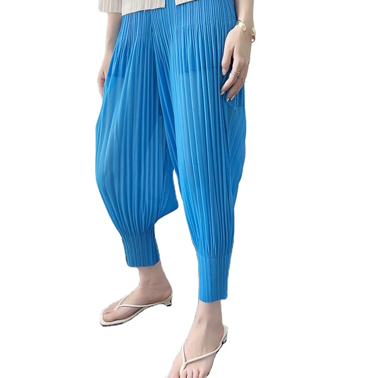 Women Casual Loose Miyake Pleated Carrot Pants Elastic Waist Solid Color Pocket Summer Harem Pants pleated pant