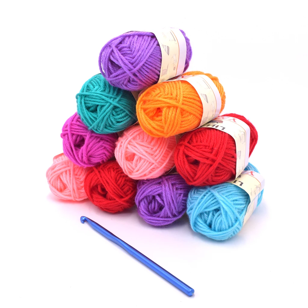 
China quantity supply 100% acrylic yarn for knitting 