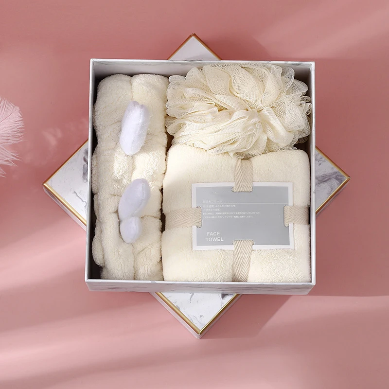 Three-Piece Suit Bath Bathroom Accessories Set Skin Care Gift Box