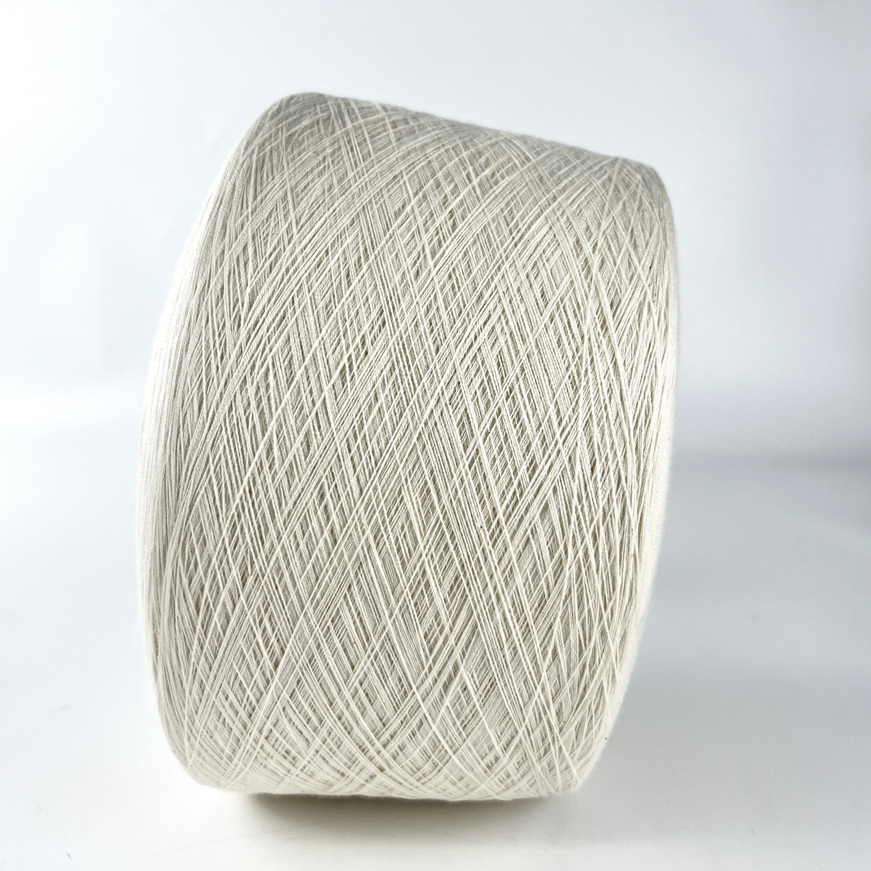 Wholesale Cotton Blend Yarn 28S/2 Acrylic 55% Cotton 45% White Raw Yarn Tufting Yarn For Knitting Socks Or Sweater