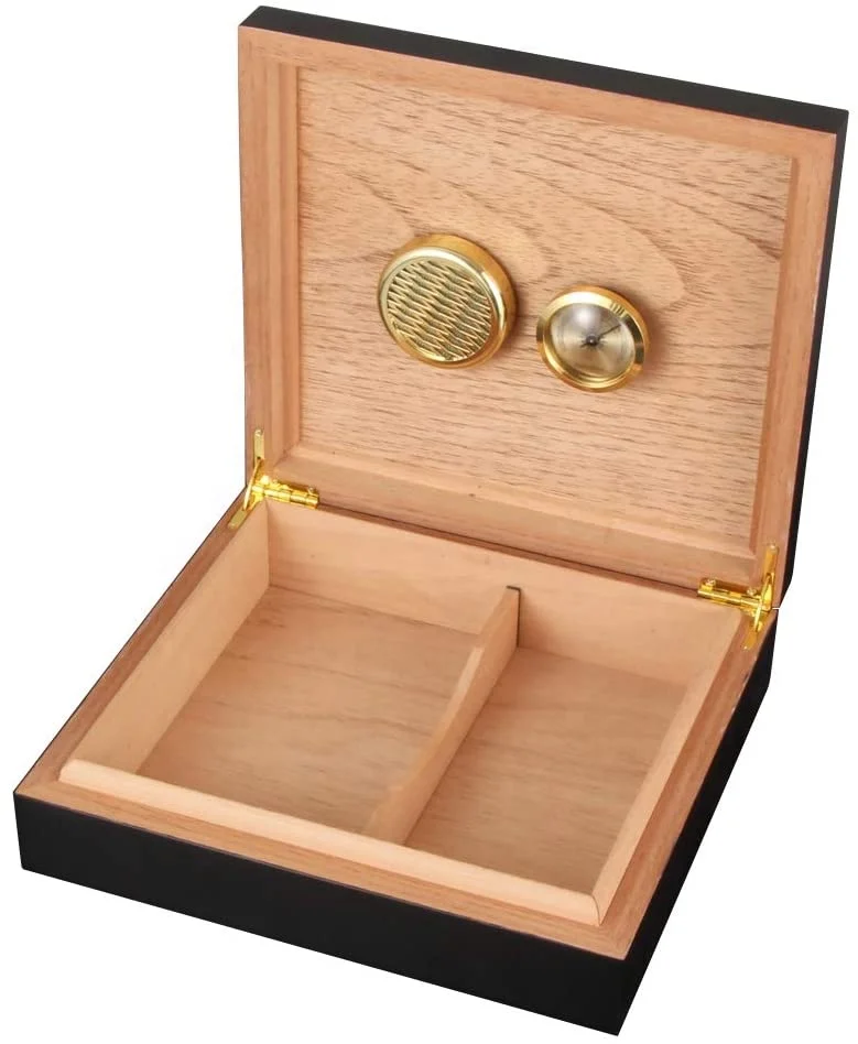 Black Desktop Cigar Humidor Box Humidifier Hygrometer Cedar Lined Holds cigarette case to 20-30 Cigars Box