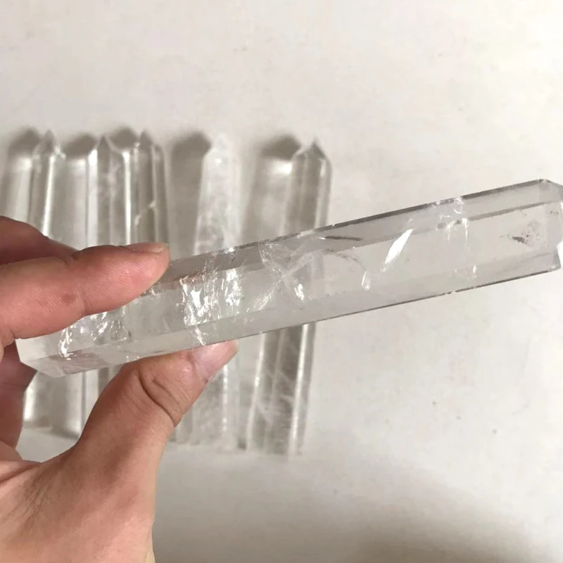 Wholesale hand carving natural clear quartz crystal point