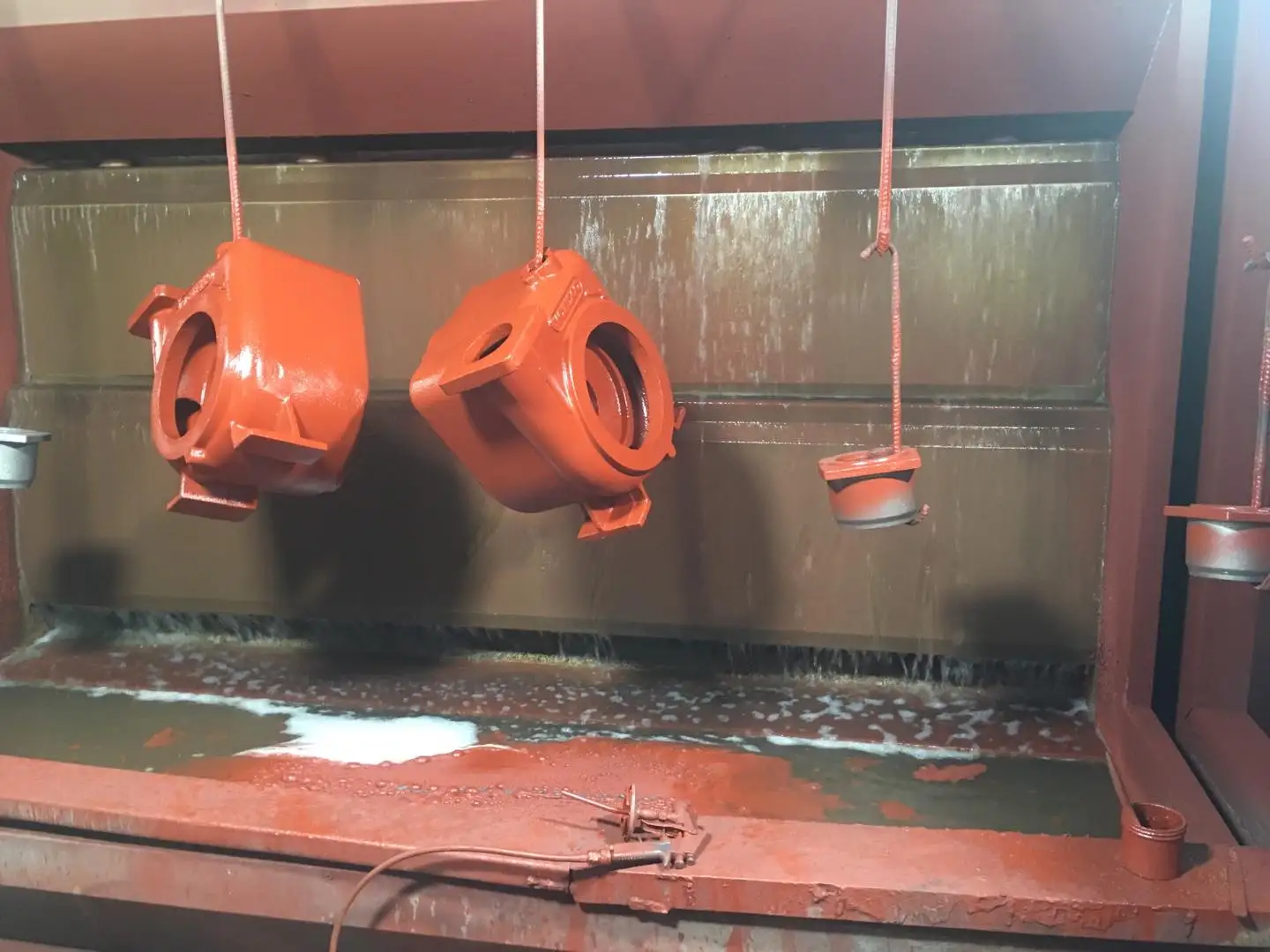 
China manufacturer ductile iron gray iron casting products green sand casting for water pump system 