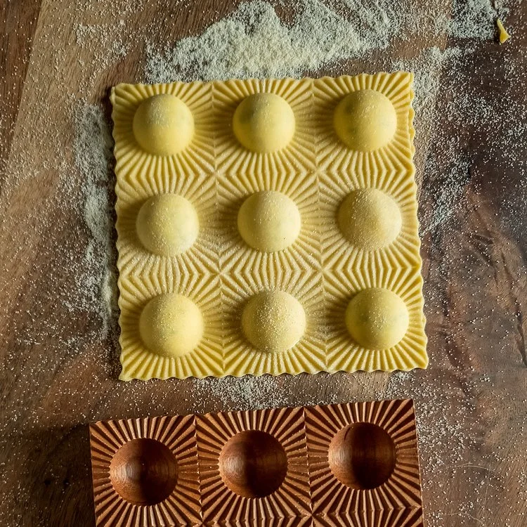 ravioli press mould Sunburst mini Ravioli Mold machine sunburst pattern ravioli dumpling mold