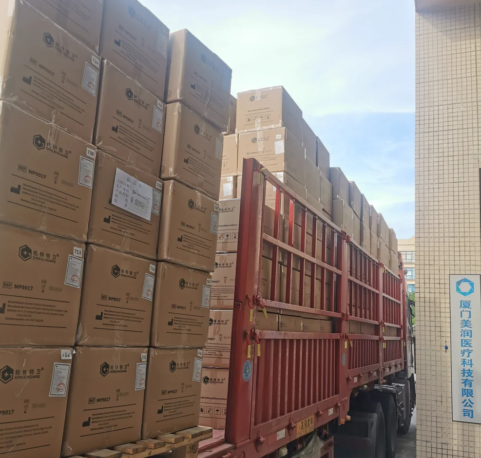 Disposable 3 layer Design Blue Colorful Surgical Mask for Adult or kids