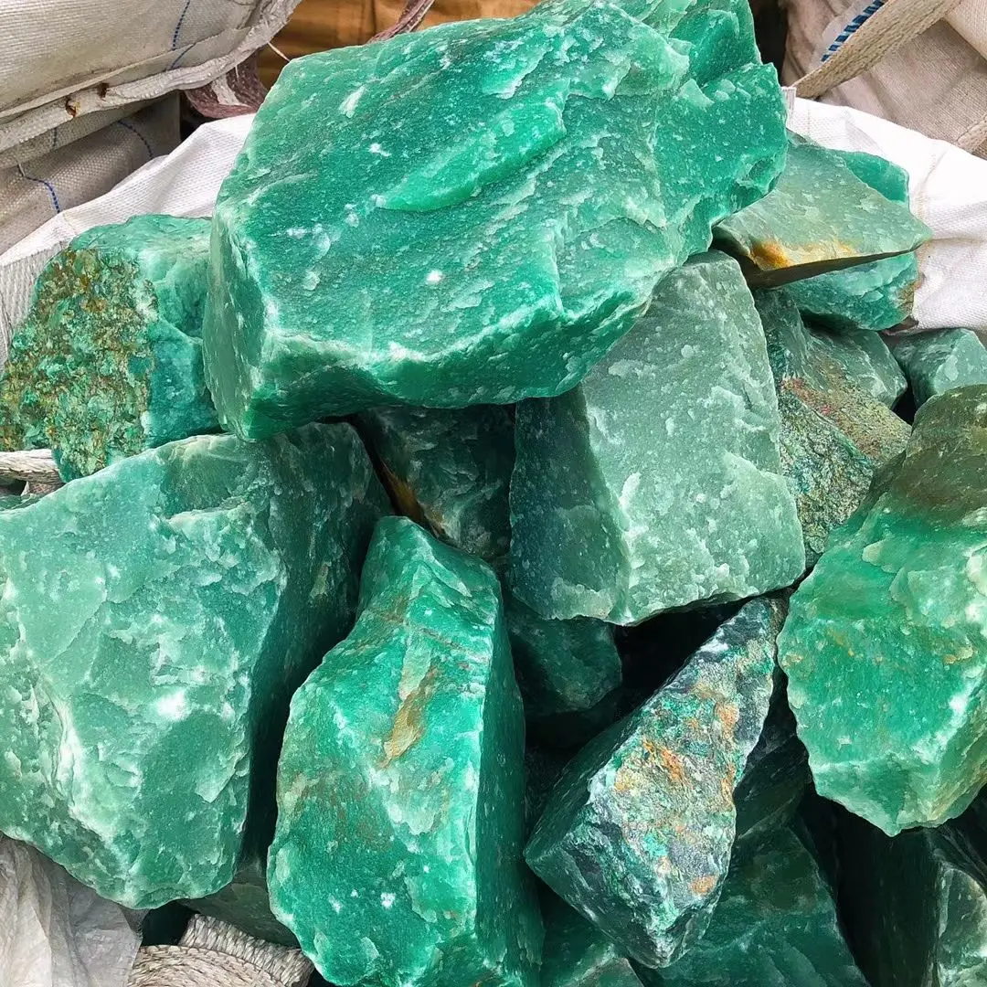 High quality big green aventurine raw stone wholesale natural crystal green aventurine rough stone