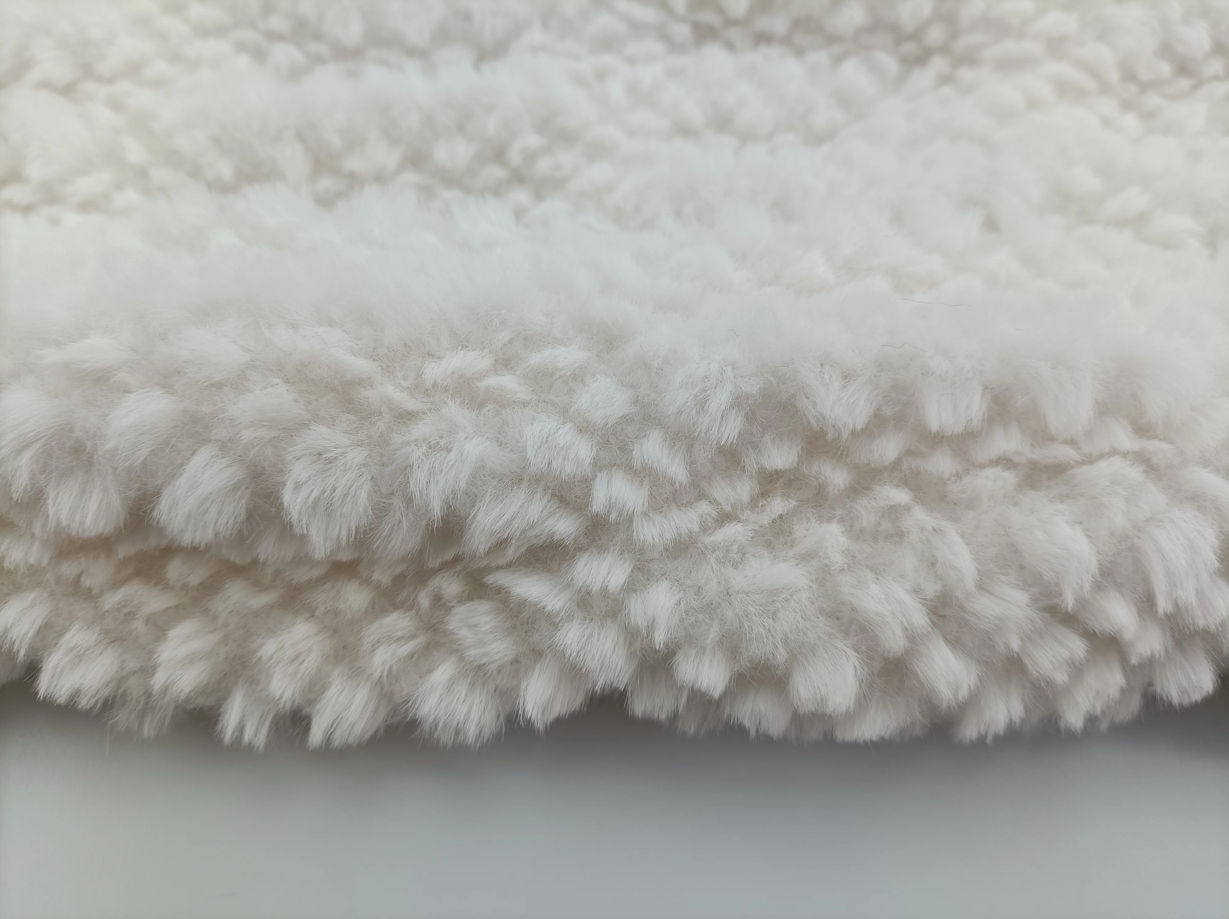 Pure Cute Spraying Spandex Rabbit Faux Minky Fur Fabric for Hometextile/Garment/Toys