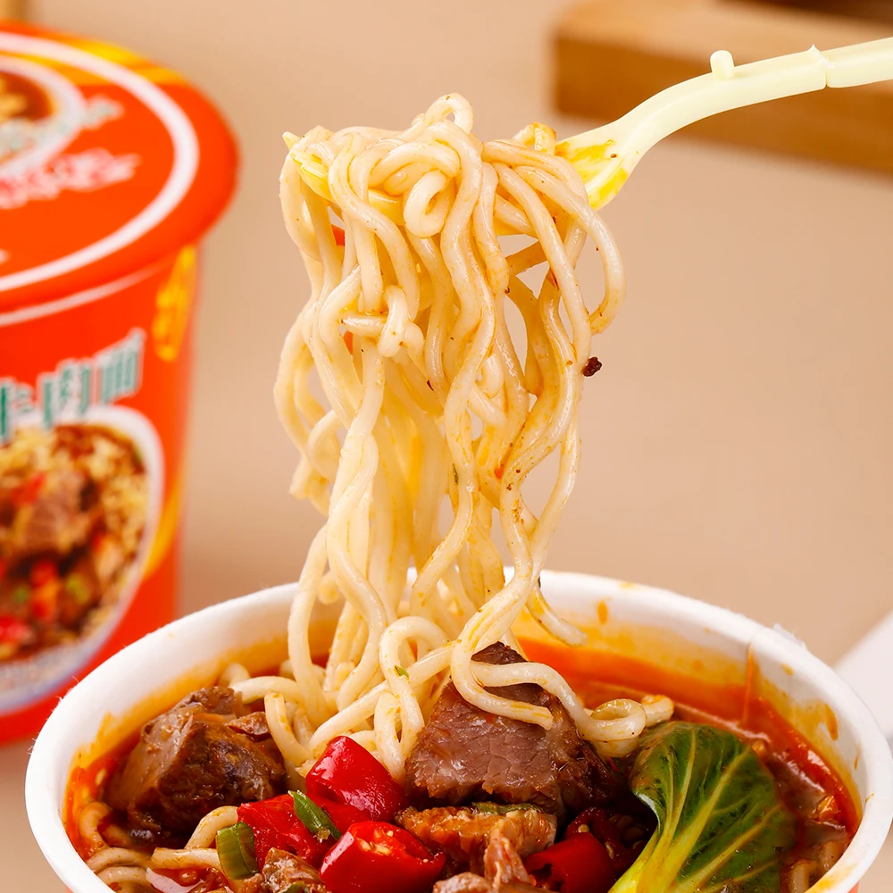 Classic Braised Beef Instant Noodles 62g Cup Handmade Ready to Eat Wheat Flour Based Conveniently Packed in Bag
