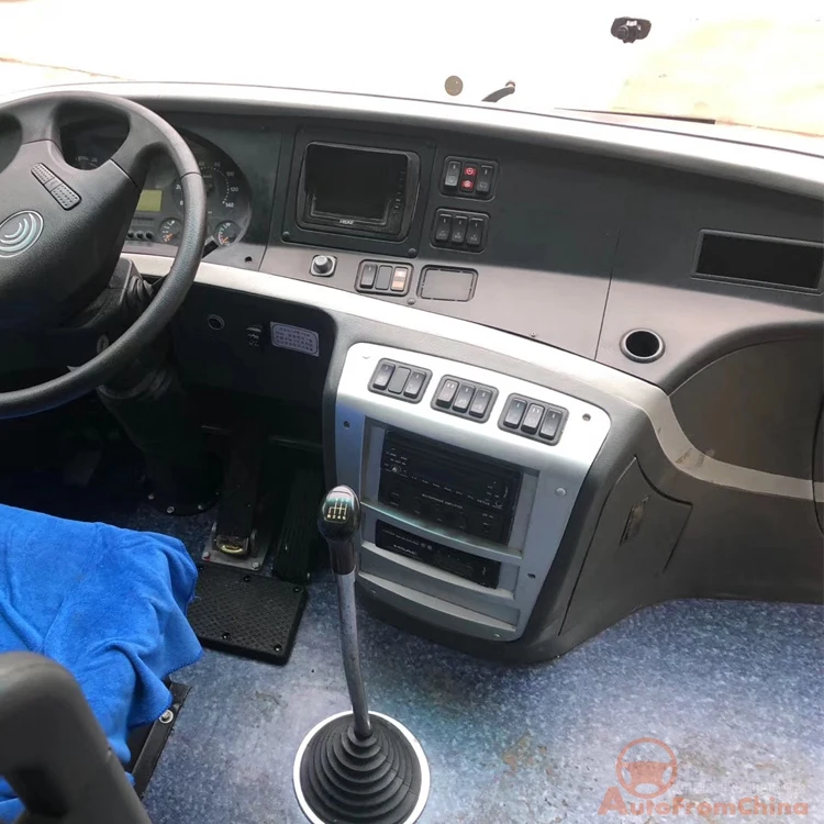 2011 YUTONG Used Bus,  55 Seats Diesel Manual LHD