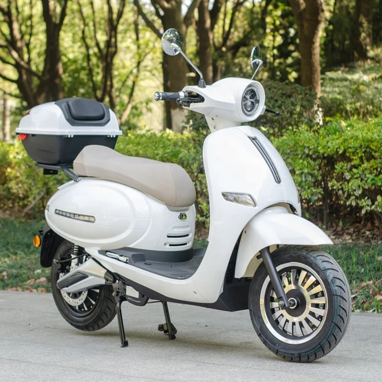 EEC Certificated L1e Electric Scooter With Fast Speed High Quality Long Drive Range