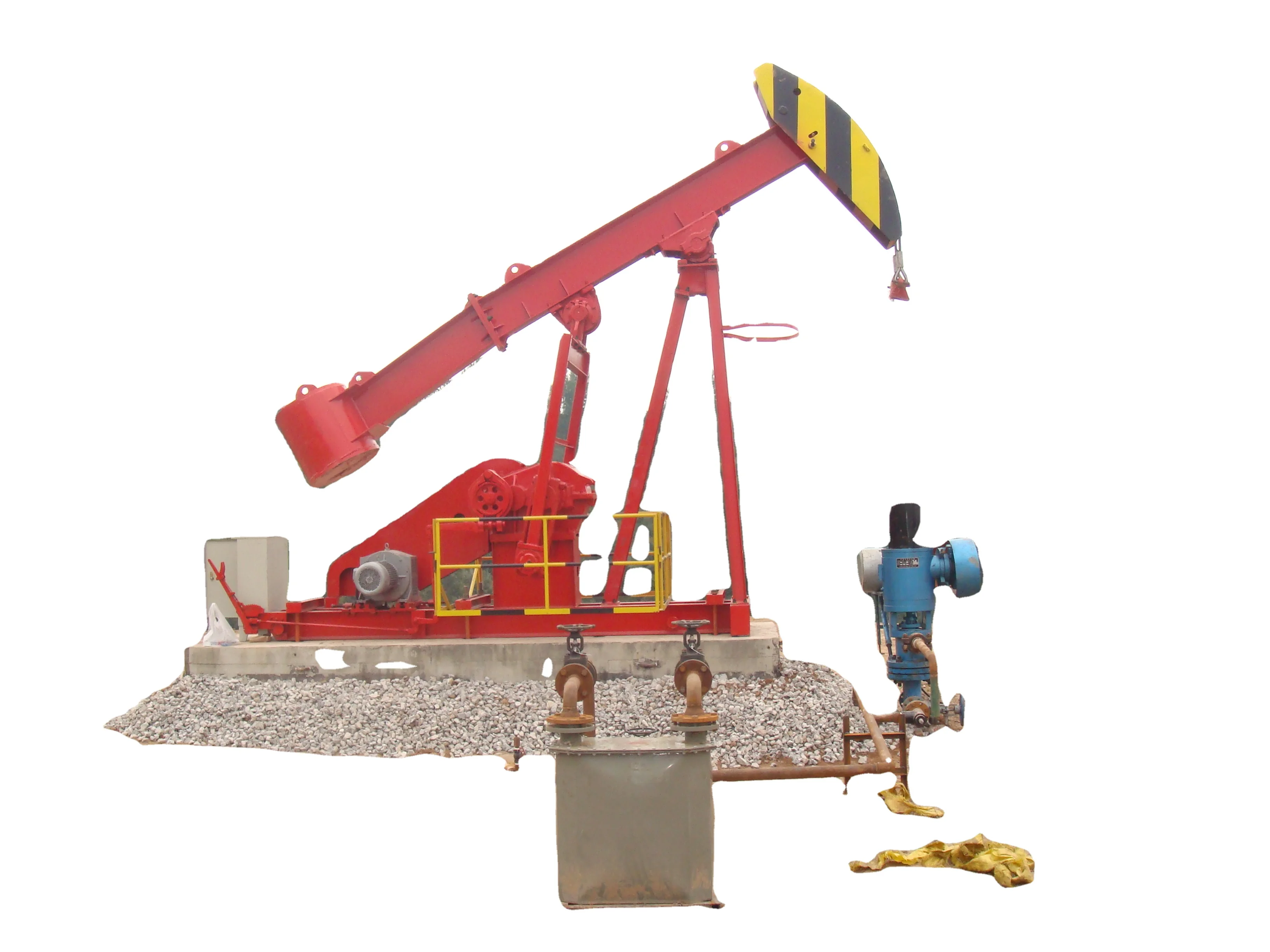High efficiency and stability oil well conventional beam pumping unit